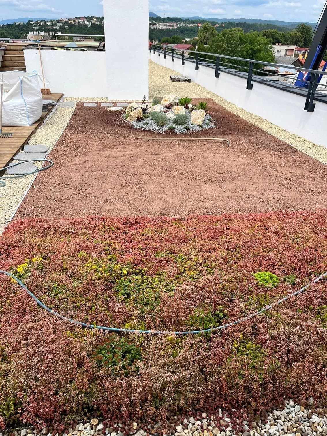 Realizácia intenzívnej zelenej strechy, Moldava nad Bodvou