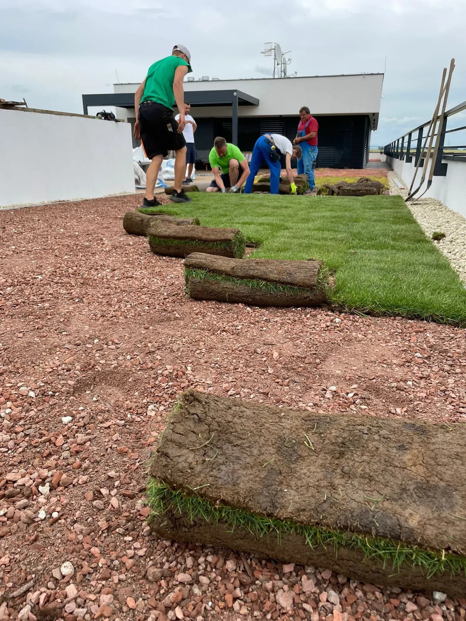 Realizácia intenzívnej zelenej strechy, Moldava nad Bodvou