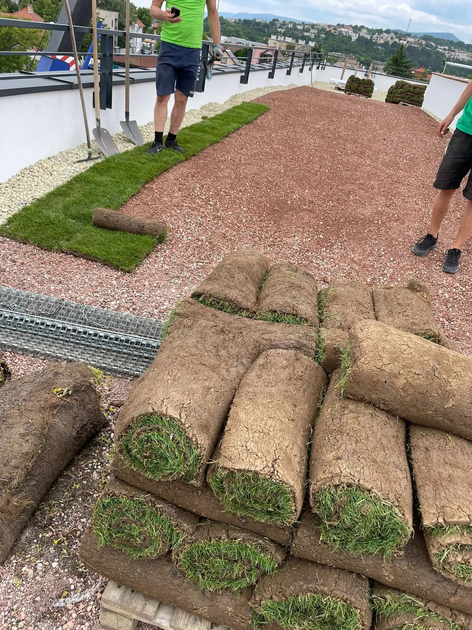 Realizácia intenzívnej zelenej strechy, Moldava nad Bodvou