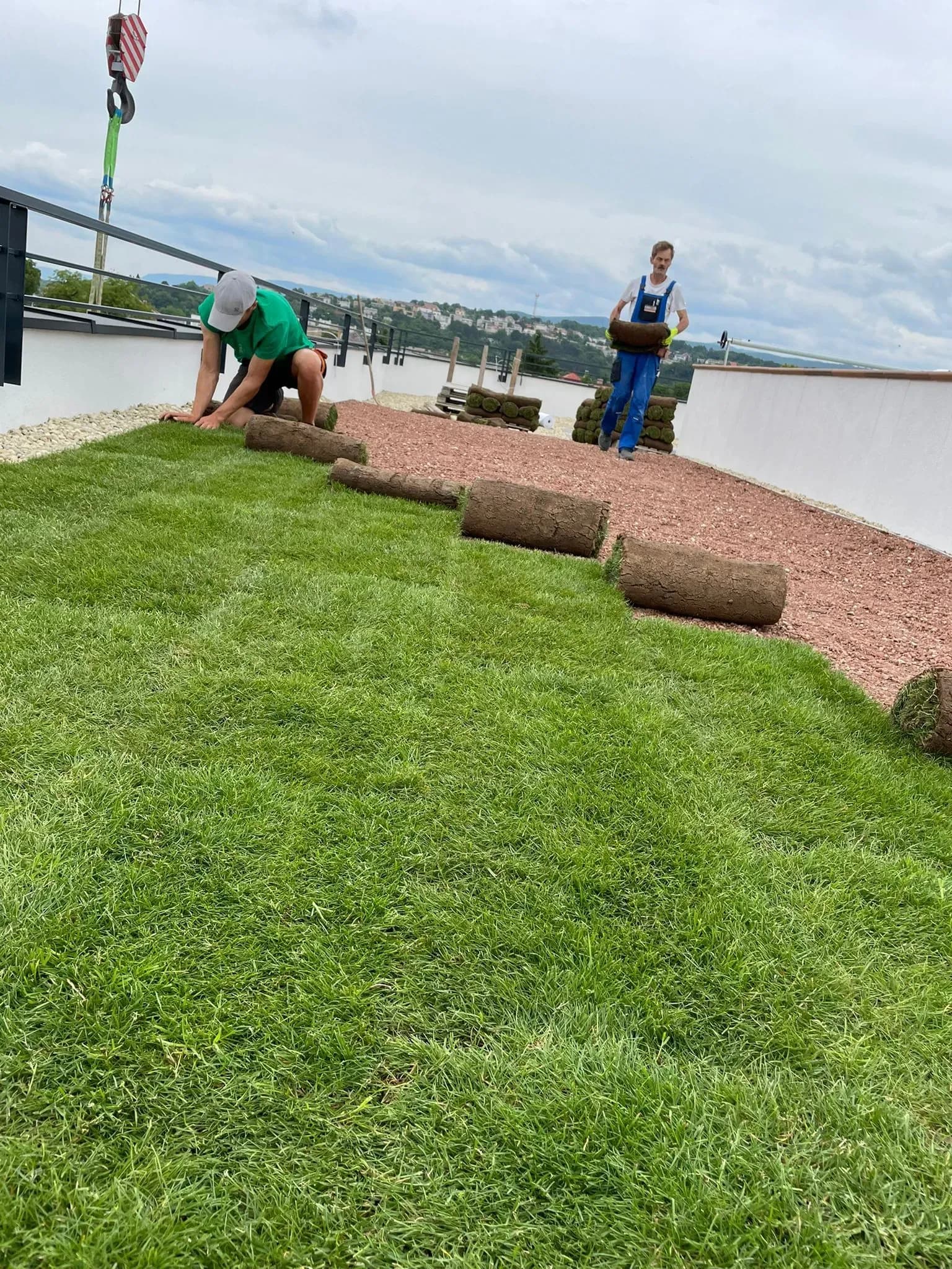 Realizácia intenzívnej zelenej strechy, Moldava nad Bodvou