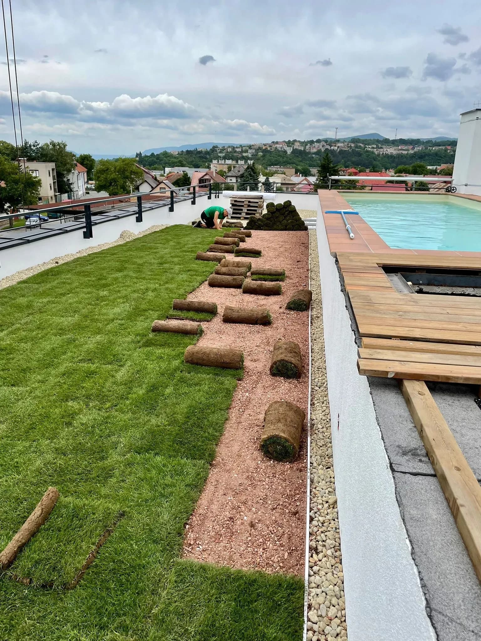 Realizácia intenzívnej zelenej strechy, Moldava nad Bodvou