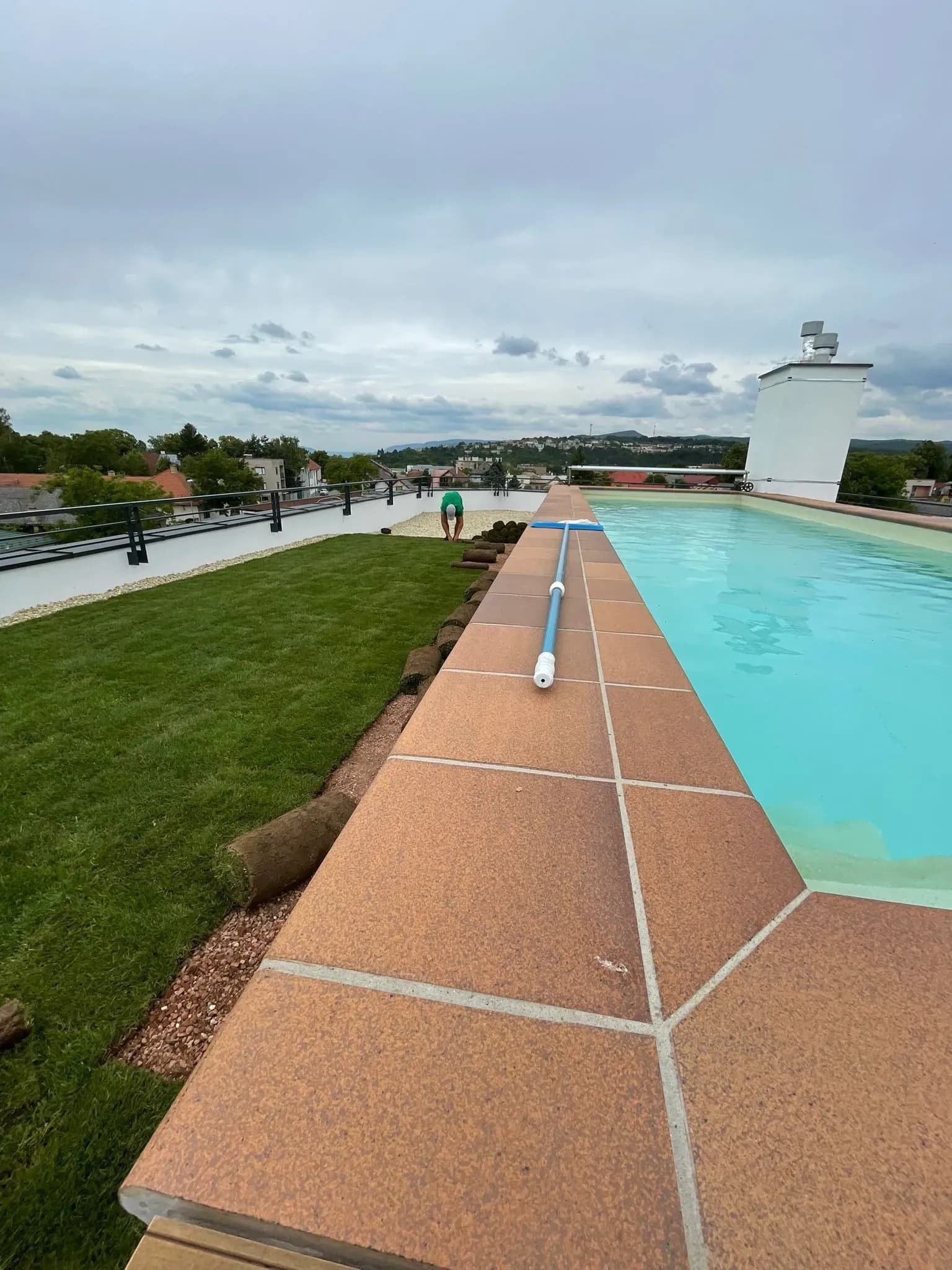 Realizácia intenzívnej zelenej strechy, Moldava nad Bodvou