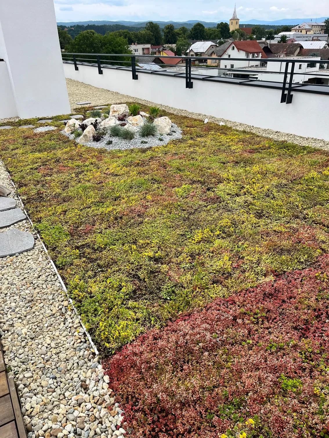 Realizácia intenzívnej zelenej strechy, Moldava nad Bodvou