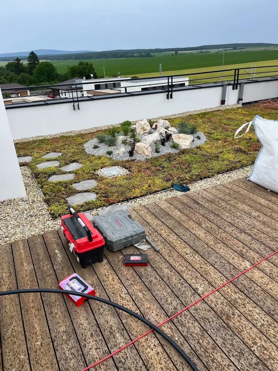 Realizácia intenzívnej zelenej strechy, Moldava nad Bodvou